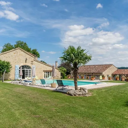 Sleeps 16 Pool Wifi * Béraut