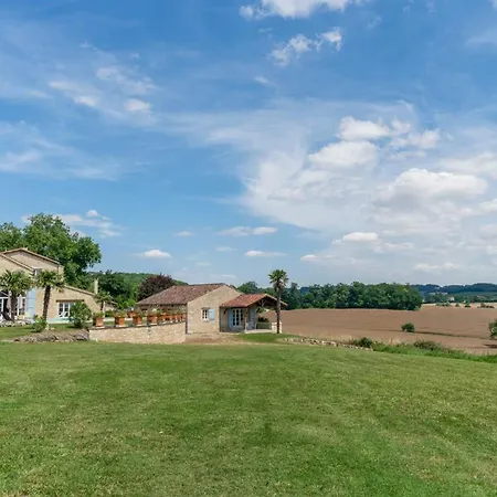 Sleeps 16 Pool Wifi