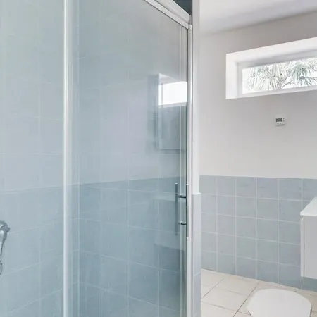 Sleeps 16 Pool Wifi *